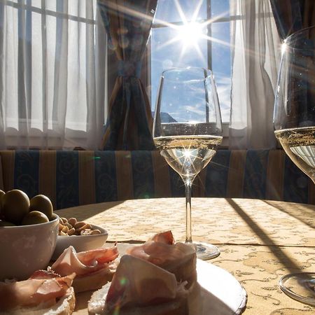 Hotel Chalet All'Imperatore 마돈나 디 캄필리오 외부 사진