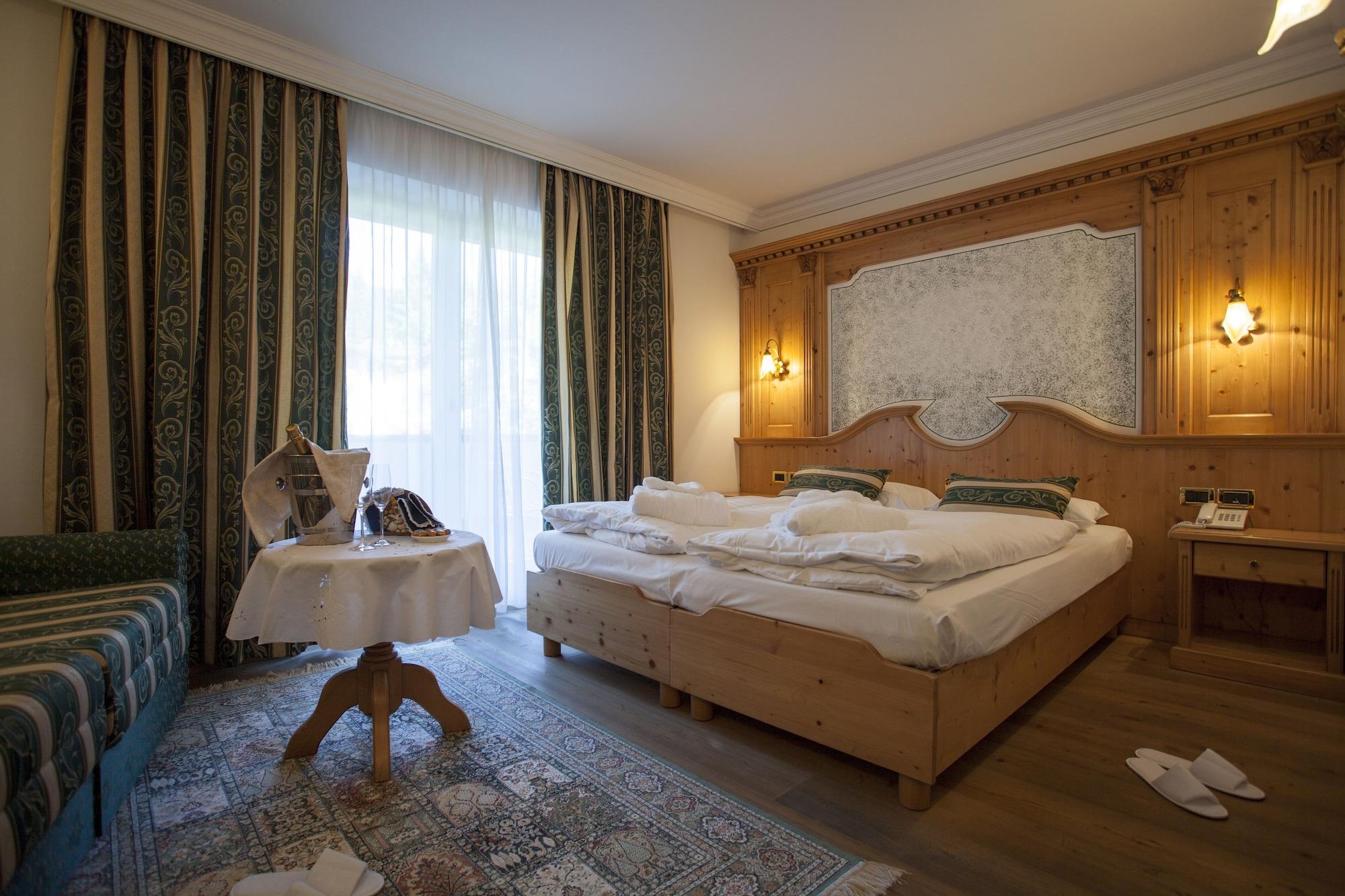 Hotel Chalet All'Imperatore 마돈나 디 캄필리오 외부 사진