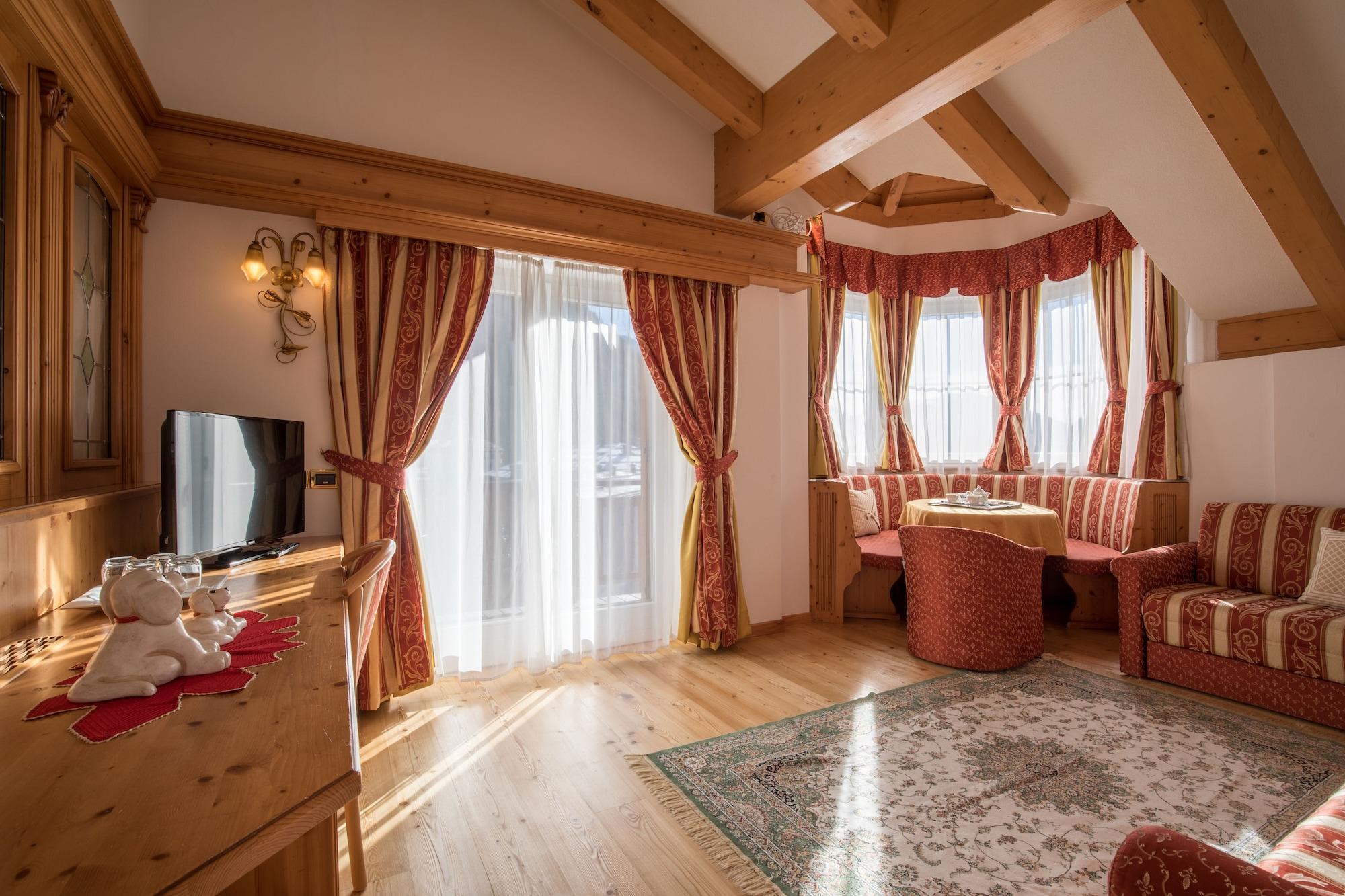 Hotel Chalet All'Imperatore 마돈나 디 캄필리오 외부 사진
