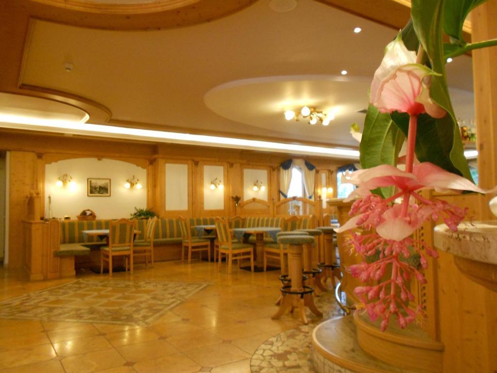 Hotel Chalet All'Imperatore 마돈나 디 캄필리오 외부 사진