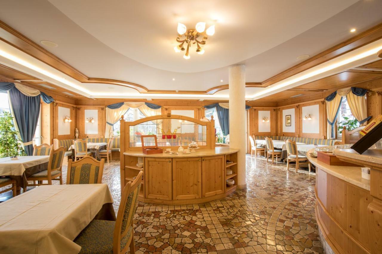 Hotel Chalet All'Imperatore 마돈나 디 캄필리오 외부 사진