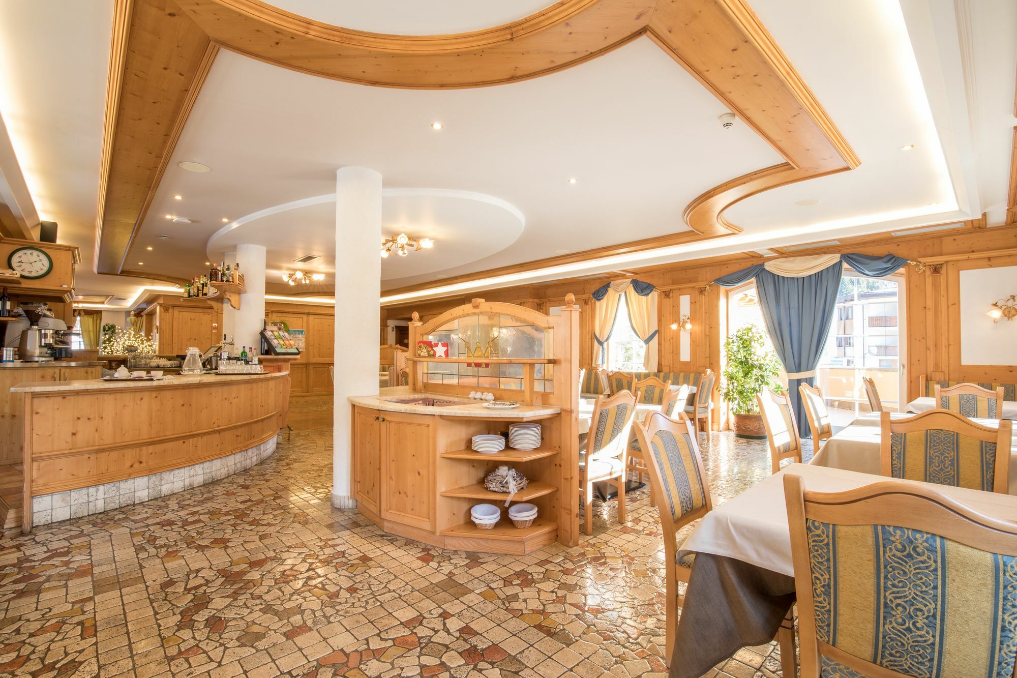 Hotel Chalet All'Imperatore 마돈나 디 캄필리오 외부 사진